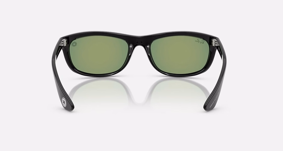 RAY-BAN STAR WARSu2122 u2013 DARTH VADER BALORAMA